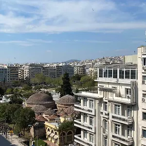 rezervați aici